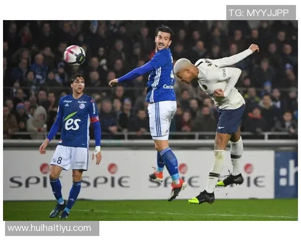 图尔与瓦朗谢的精彩对决揭示法乙联赛的激烈竞争与球队实力较量